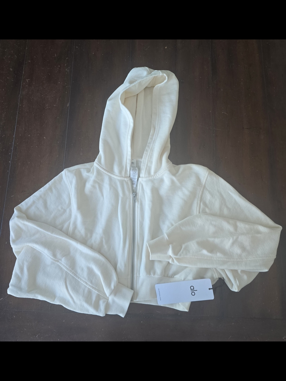 ALO Yoga Ivory Crop Zip Hoodie